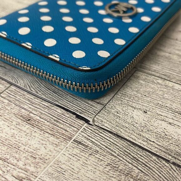 Michael Kors Blue and White Polka Dot Wallet - Picture 4 of 11